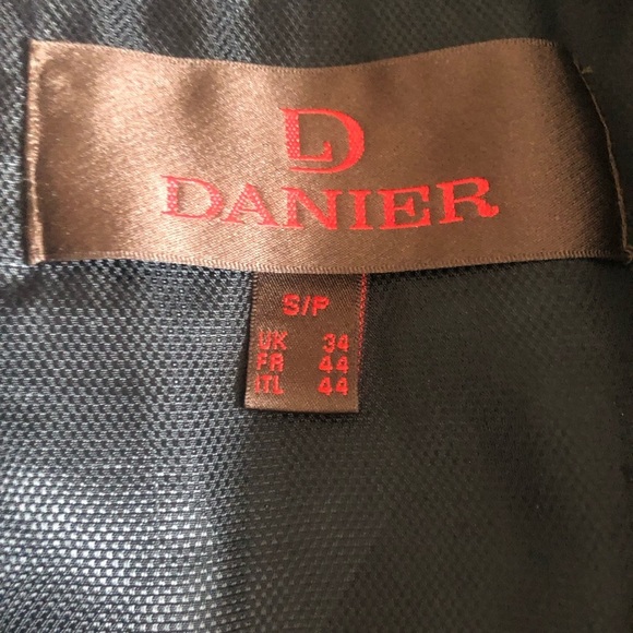 Danier Men's Black Leather Jacket Small - Picture 10 of 12